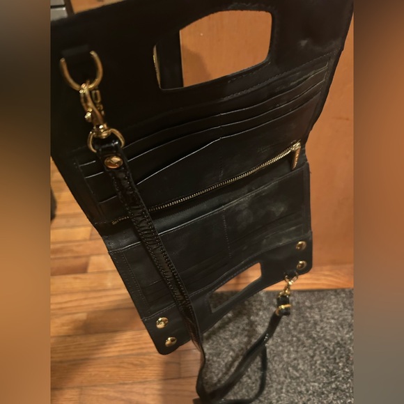 🖤❤️ Rare Hammitt Patent Leather 101 North Crossbody Bag - Clutch ❤️🖤 gorgeous - Picture 3 of 16